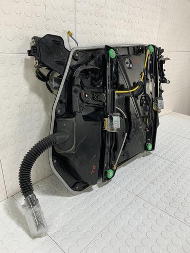 Elevador Motor Delantero Izquierdo Mercedes Benz Glc 2021