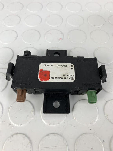 Antena Amplificador Mercedes Benz Glc 2021 X253 Negro