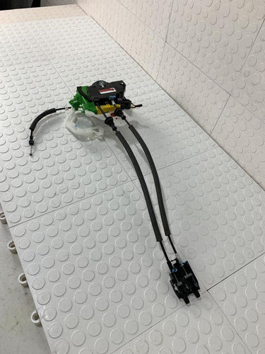 Chapa Cerradura Delantera Derecha Kia Sorento 2016-2020