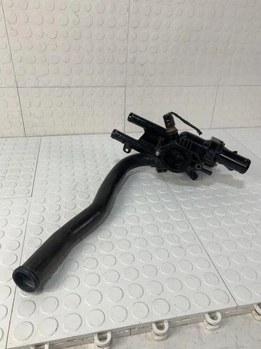 Tomas De Agua Con Termostato Kia Sorento 2016-2020