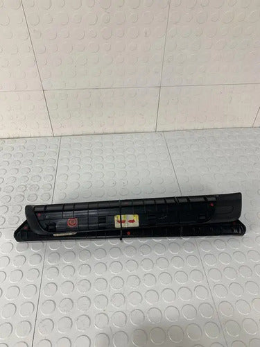 Molduras Pisa Alfombra Estribo Kia Sorento 2016-2020 Negro