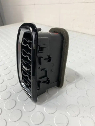 Rejilla Difusora Ac Derecha Ford Ranger 2023-2025 2.3