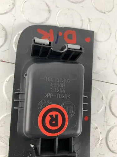 Switch Elevador Delantero Derecho Fiat Palio Sporting 2017