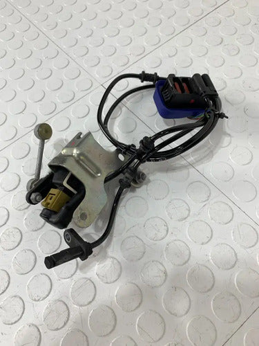 Sensor Abs Trasero Izquier Mercedes Benz E200 W212 2013-2016