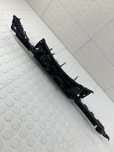 Guía Facia Trasera Derecha Mercedes Benz E200 W212 2013-16