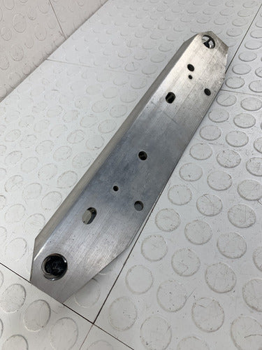 Base Refuerzo Inferior Mercedes Benz E200 W212 2013-2016