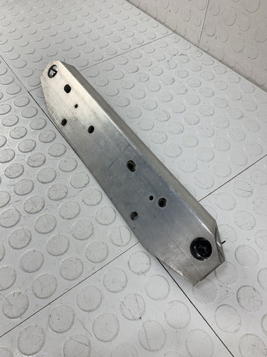 Base Refuerzo Inferior Mercedes Benz E200 W212 2013-2016