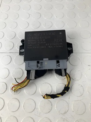 Módulo Estacionamiento Mercedes Benz E200 W212 2013-2016 Negro