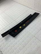 Moldura Poste Derecho Mercedes Benz E200 W212 2013-2016 Negro
