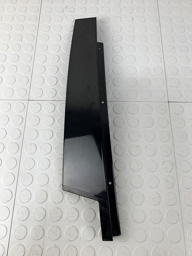 Moldura Poste Derecho Mercedes Benz E200 W212 2013-2016 Negro