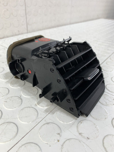 Difusor Aire Central Izquierda Toyota Corolla 2009-2013 1.8