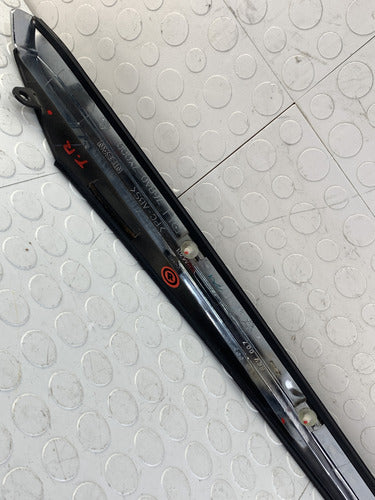 Moldura Derecha Cristal Trasero Nissan Maxima 2004-2008 Negro