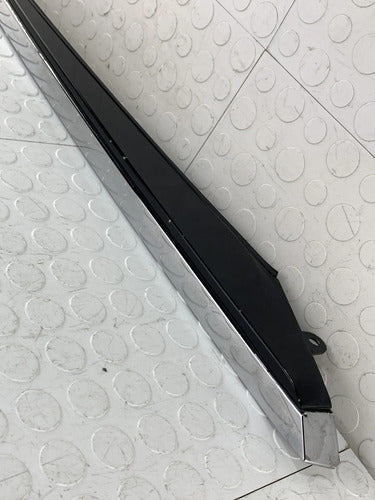 Moldura Izquierda Cristal Trasero Nissan Maxima 2004-2008 Negro
