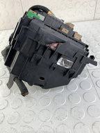 Caja De Fusbiles Motor Kia Forte 2016 Lx 1.8