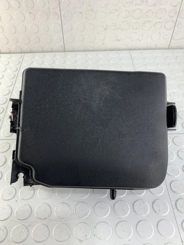Caja De Fusbiles Motor Kia Forte 2016 Lx 1.8
