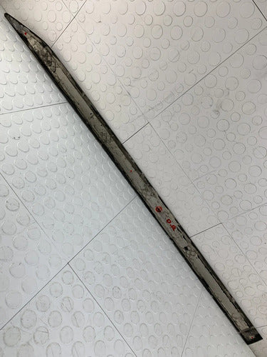 Moldura Puerta Delantera Derecha Nissan Altima 2016-2018 Negro