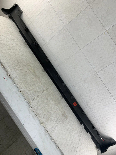 Estribo Derecho Nissan Altima 2013-2018 Negro
