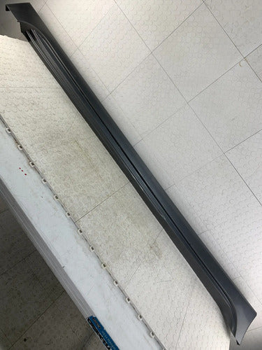 Estribo Derecho Nissan Altima 2013-2018 Negro