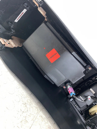 Consola Central Descansabrazos Nissan Altima 2013-2018