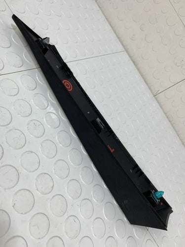 Moldura Cajuela Derecha Para Chirey Tiggo 2 Pro 2023-2026 Negro