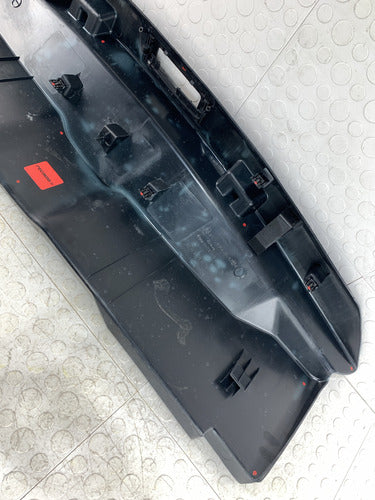Moldura Interior Cajuela Ford Taurus Police Interceptor Negro