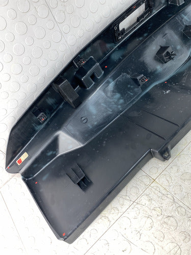 Moldura Interior Cajuela Ford Taurus Police Interceptor Negro