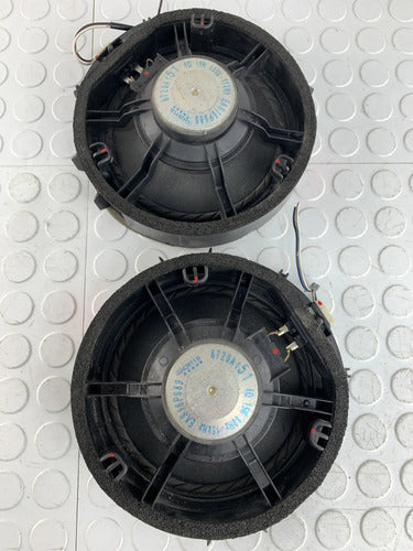 Par De Bocinas Delanteras Mitsubishi L200 2020-2024 Negro