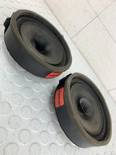 Par De Bocinas Delanteras Mitsubishi L200 2020-2024 Negro