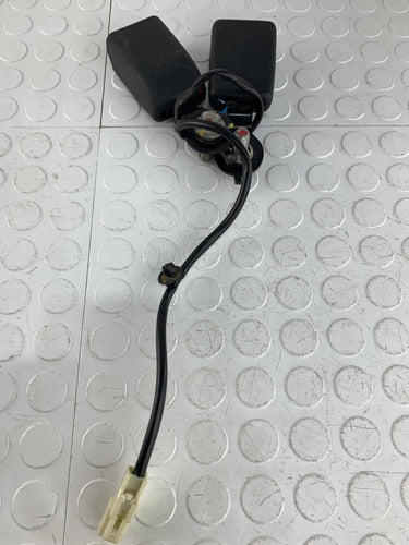 Par Broches De Cinturón Trasero Mitsubishi L200 2020-2024