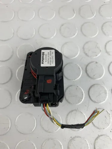 Módulo Actuador Clima A/c Mitsubishi L200 2020-2024 Pub 2