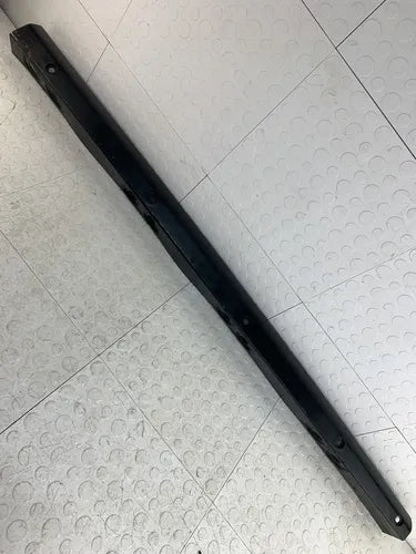 Moldura Izquierda Caja (detalle) Ram 700 2015-2020 Negro