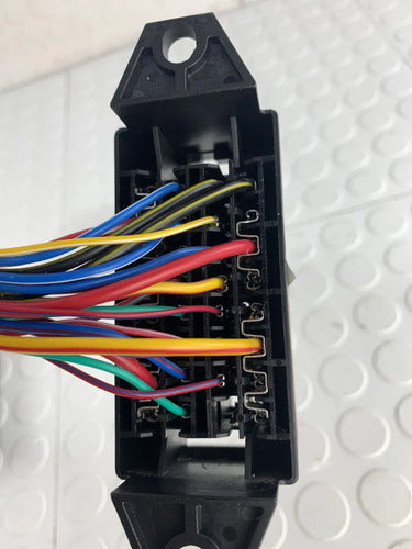 Caja De Fusibles Interior Chevrolet Tornado Van 2022-2025