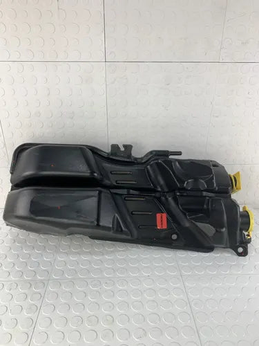 Depósito Recuperador Limpiabrisas Dodge Durango 2004-2009 Negro