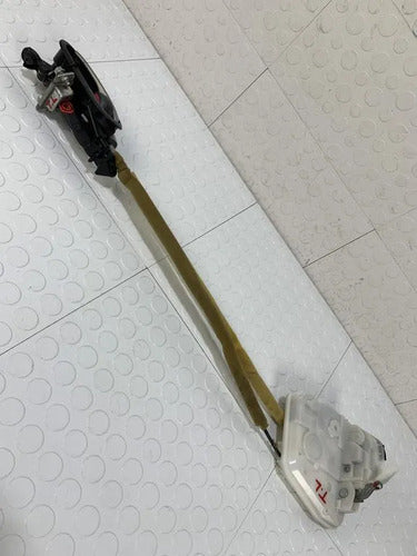 Chapa Manija Trasera Izquierda Para Mazda 2 2012-2014