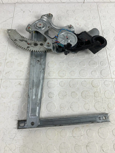 Elevador Motor Trasero Derecho Nissan Kicks 2017-2020