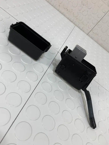 Caja Relay Gris Toyota Yaris Sedan 2007-2016