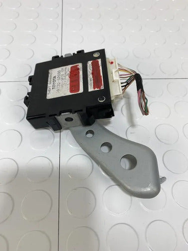 Modulo Alarma Toyota Yaris Sedan 2007-2016