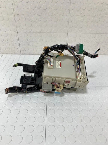 Caja Fusibles Interior Toyota Yaris Sedan 2007-2016