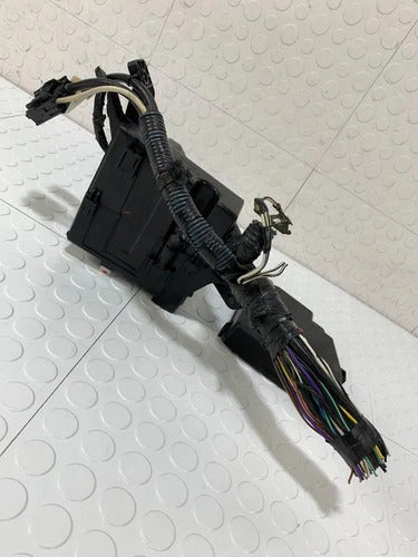 Caja Fusibles Motor Toyota Yaris Sedan 2007-2016