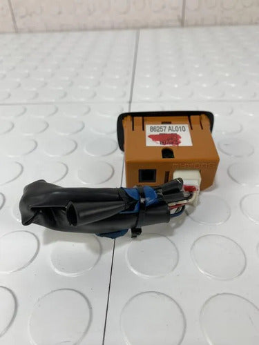 Entrada Usb Y Auxiliar Subaru Forester 2014-2018 2.5