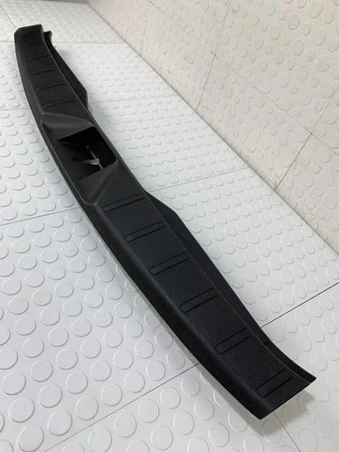 Moldura Interior Cajuela Subaru Forester 2014-2018 2.5 Negro