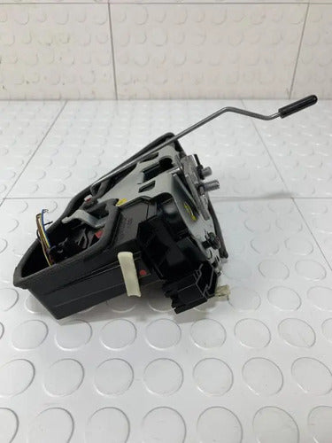 Chapa Cerradura Delantera Derecha Bmw F30 2013 328ia