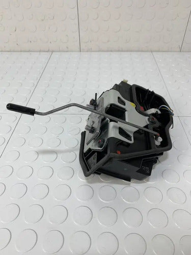 Chapa Cerradura Delantera Derecha Bmw F30 2013 328ia
