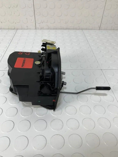 Chapa Cerradura Delantera Derecha Bmw F30 2013 328ia