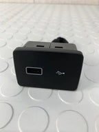 Módulo Entrada Usb Dodge Neon 2017-2020 1.6 Aut