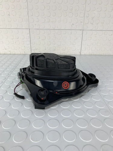 Bocina Bajo Subwoofer Mercedes Benz Glc 2021 X253 Negro