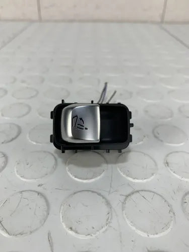 Interruptor Asiento Trasero Derecho Mercedes Benz Glc 2021