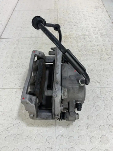 Caliper Delantero Izquierdo Mercedes Benz Glc 2021 X253