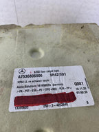 Alfombra Delantera Derecha Mercedes Benz Glc 2021 X253 Negro