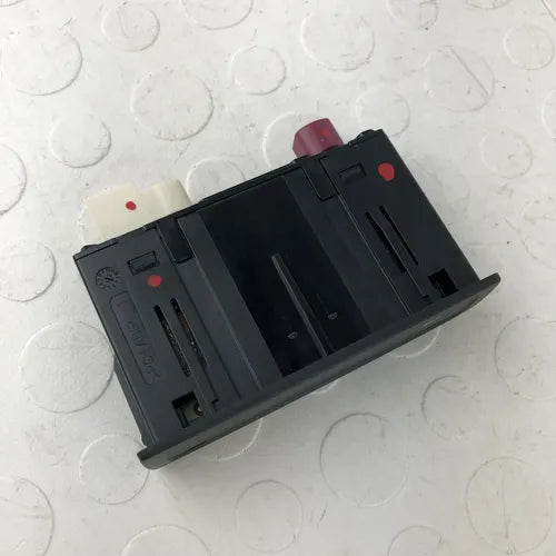 Módulo Entrada Usb Mercedes Benz Clase A W177 2018-2023